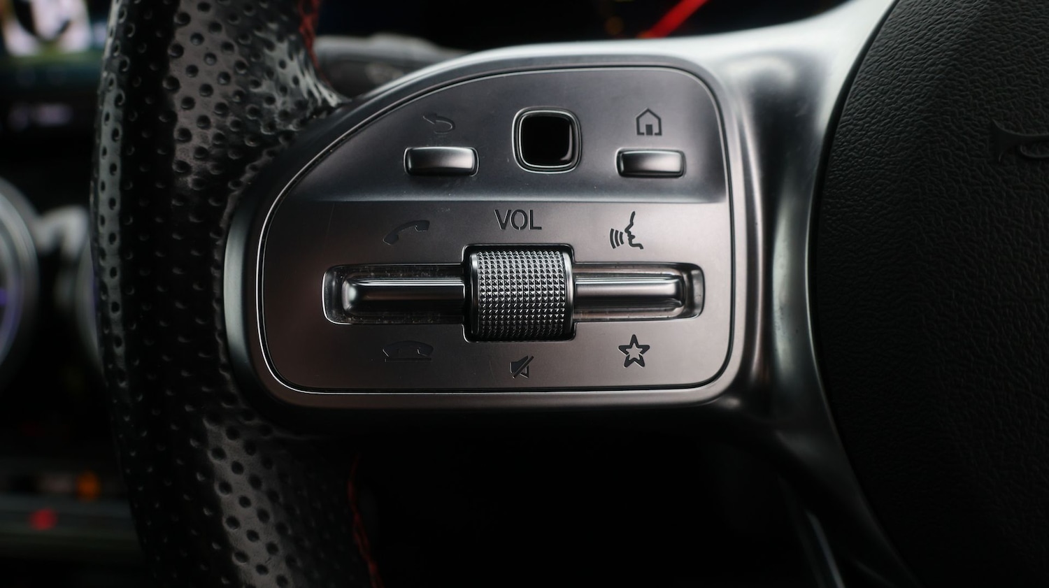 Used Mercedes-Benz EQB 2022 for sale - 77690575: Photo 27