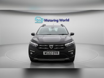 Used Dacia Sandero Stepway 2022 for sale - 76307737: Photo 3