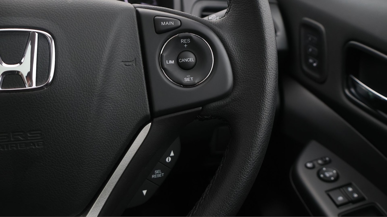 Used Honda CR-V 2017 for sale - 77404696: Photo 25