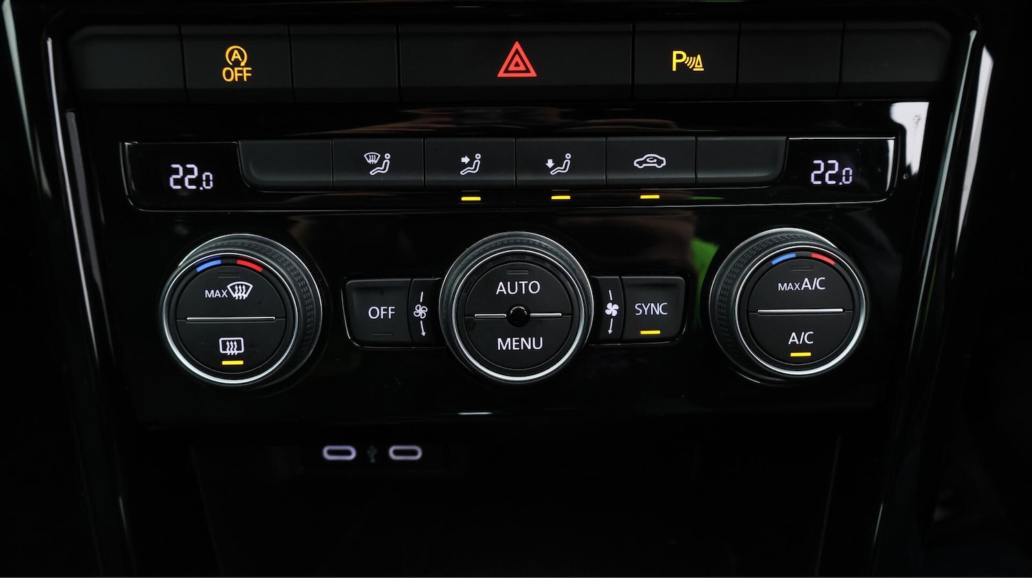 Used Volkswagen T-Roc 2020 for sale - 75989830: Photo 13