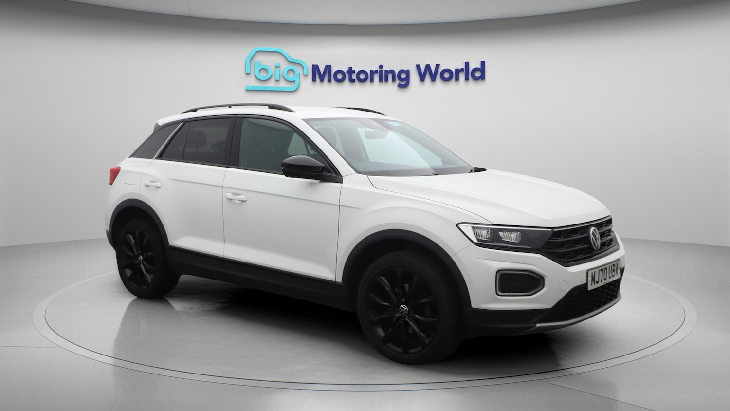 Used Volkswagen T-Roc 2020 for sale - 75989830: Photo 2