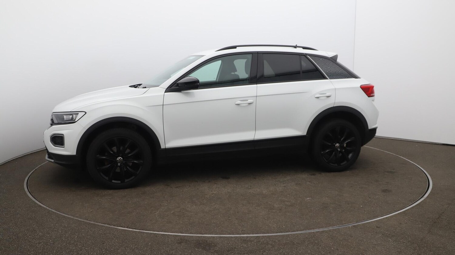 Used Volkswagen T-Roc 2020 for sale - 75989830: Photo 67