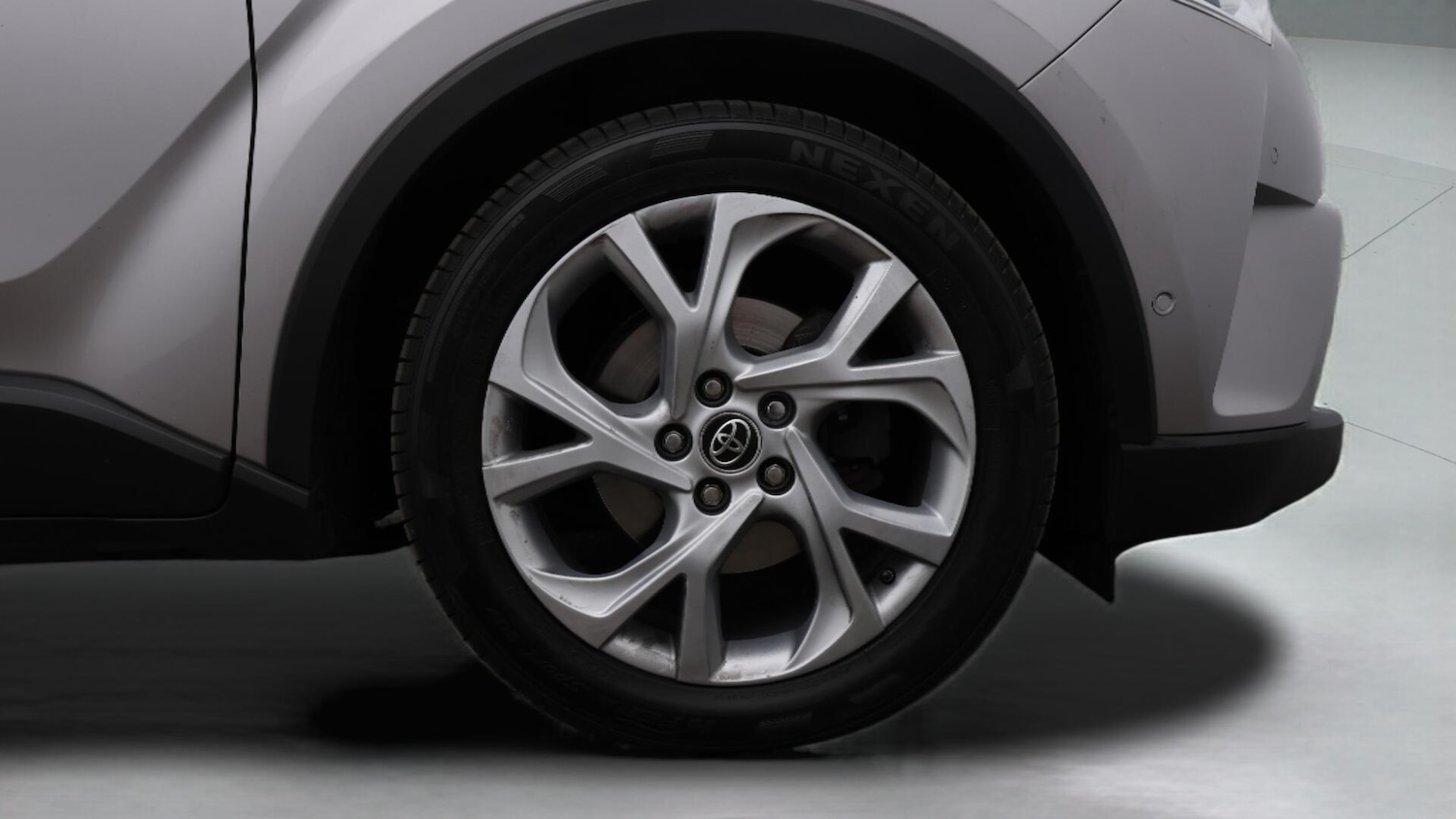 Used Toyota C-HR 2018 for sale - 76099119: Photo 19