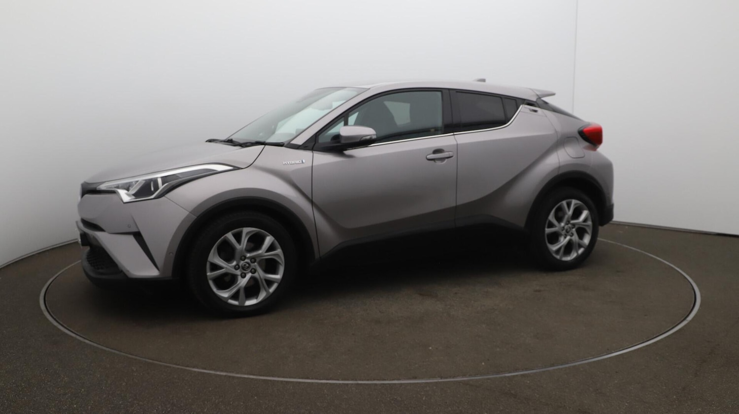 Used Toyota C-HR 2018 for sale - 76099119: Photo 68