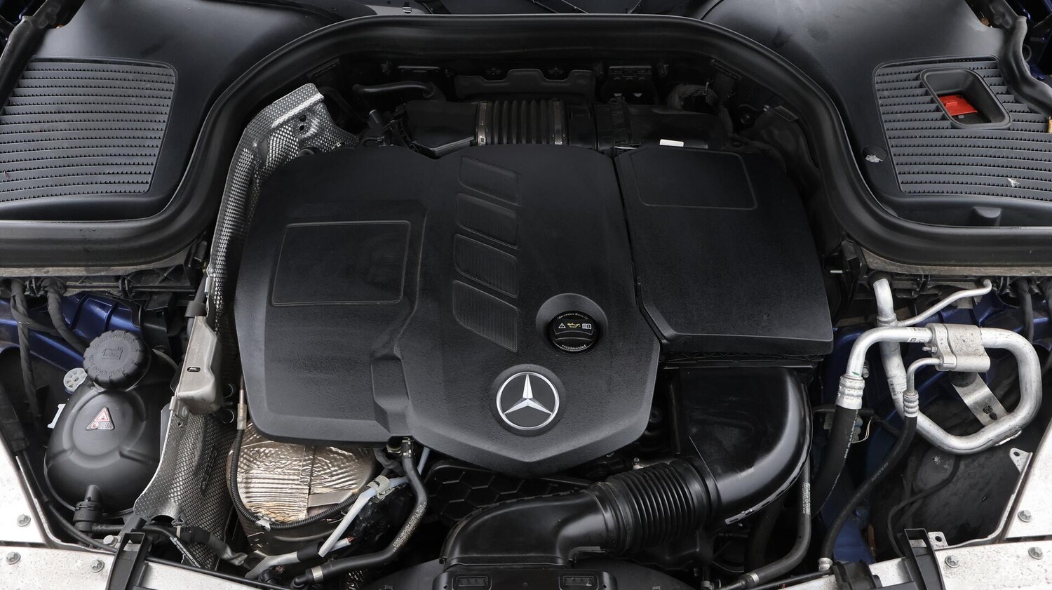 Used Mercedes-Benz GLC 2020 for sale - 76608239: Photo 20