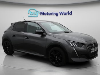 Peugeot - 208