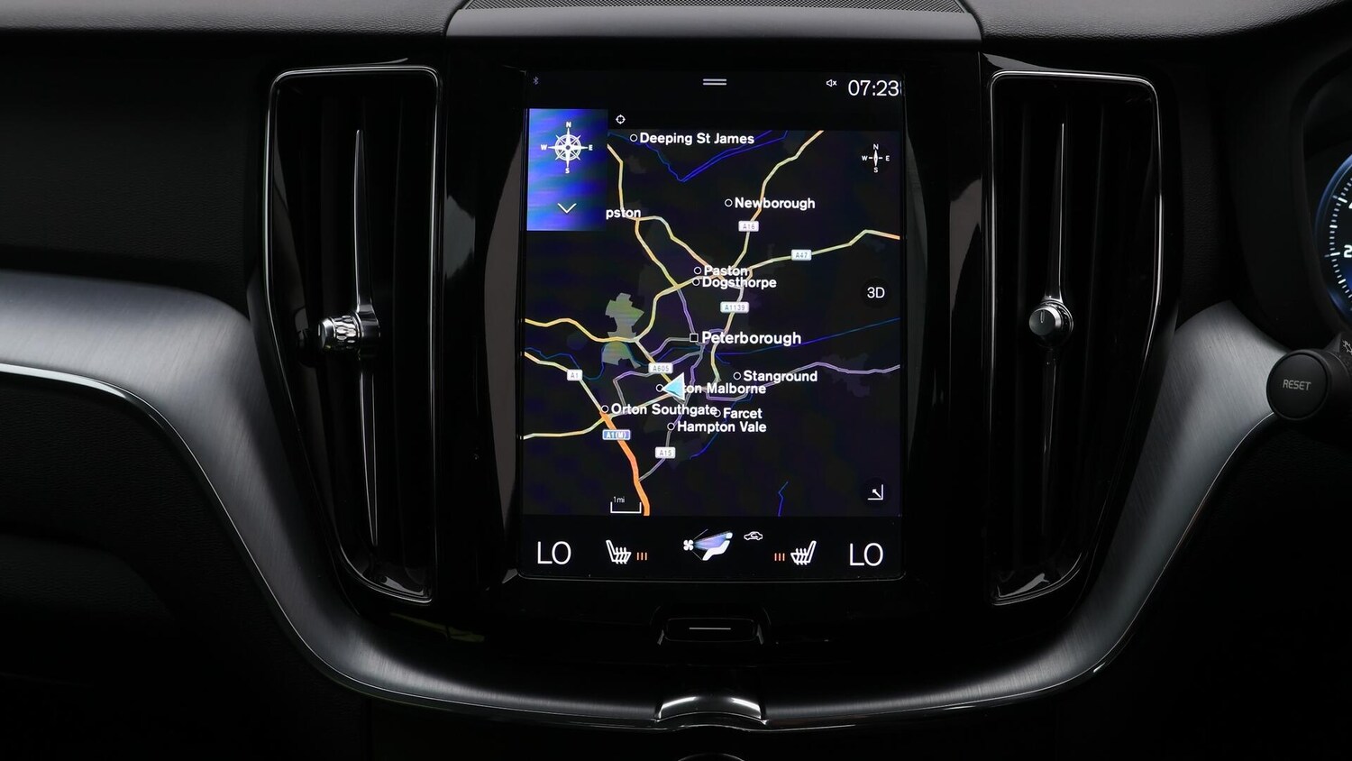 Used Volvo XC60 2018 for sale - 76596982: Photo 12