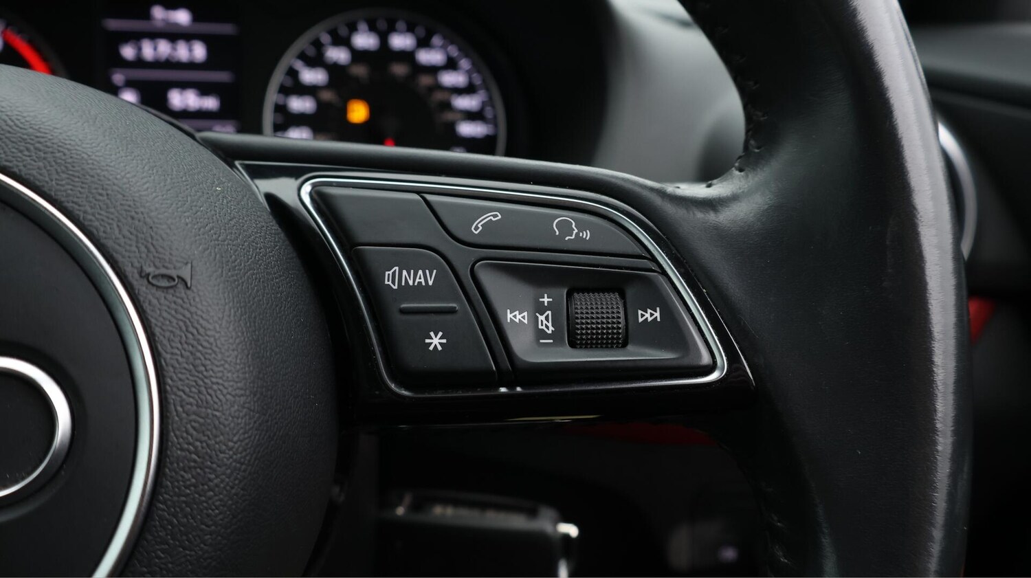 Used Audi Q2 2018 for sale - 76431885: Photo 24