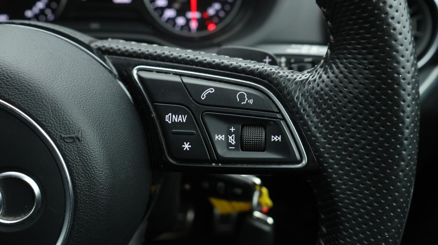Used Audi Q2 2020 for sale - 76123104: Photo 25