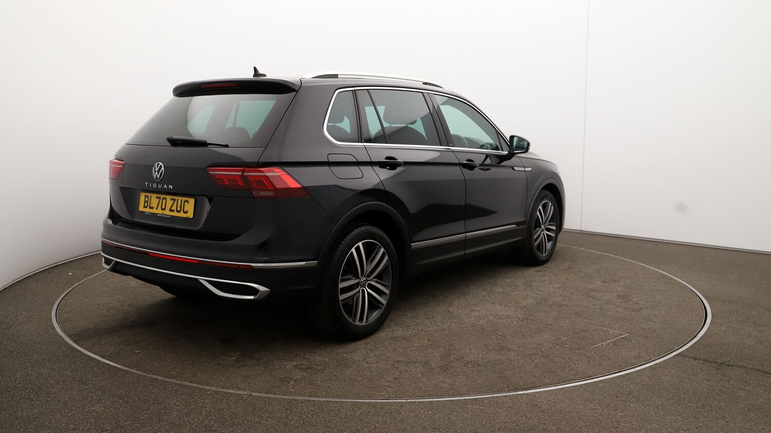 Used Volkswagen Tiguan for sale - 76812032: Photo 49