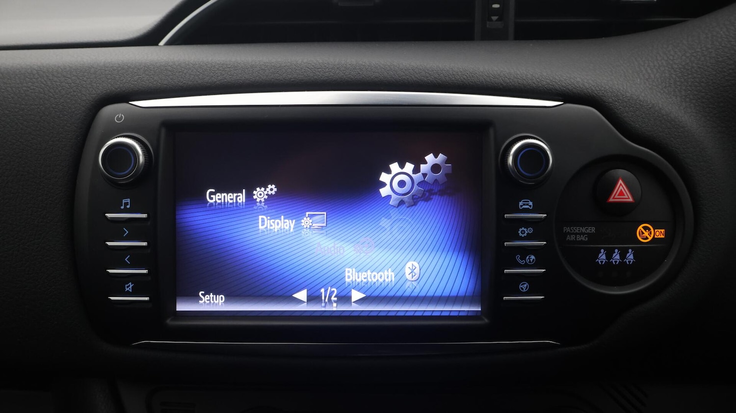 Used Toyota Yaris 2020 for sale - 76380922: Photo 11