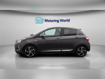 Used Toyota Yaris 2020 for sale - 76380922: Photo
