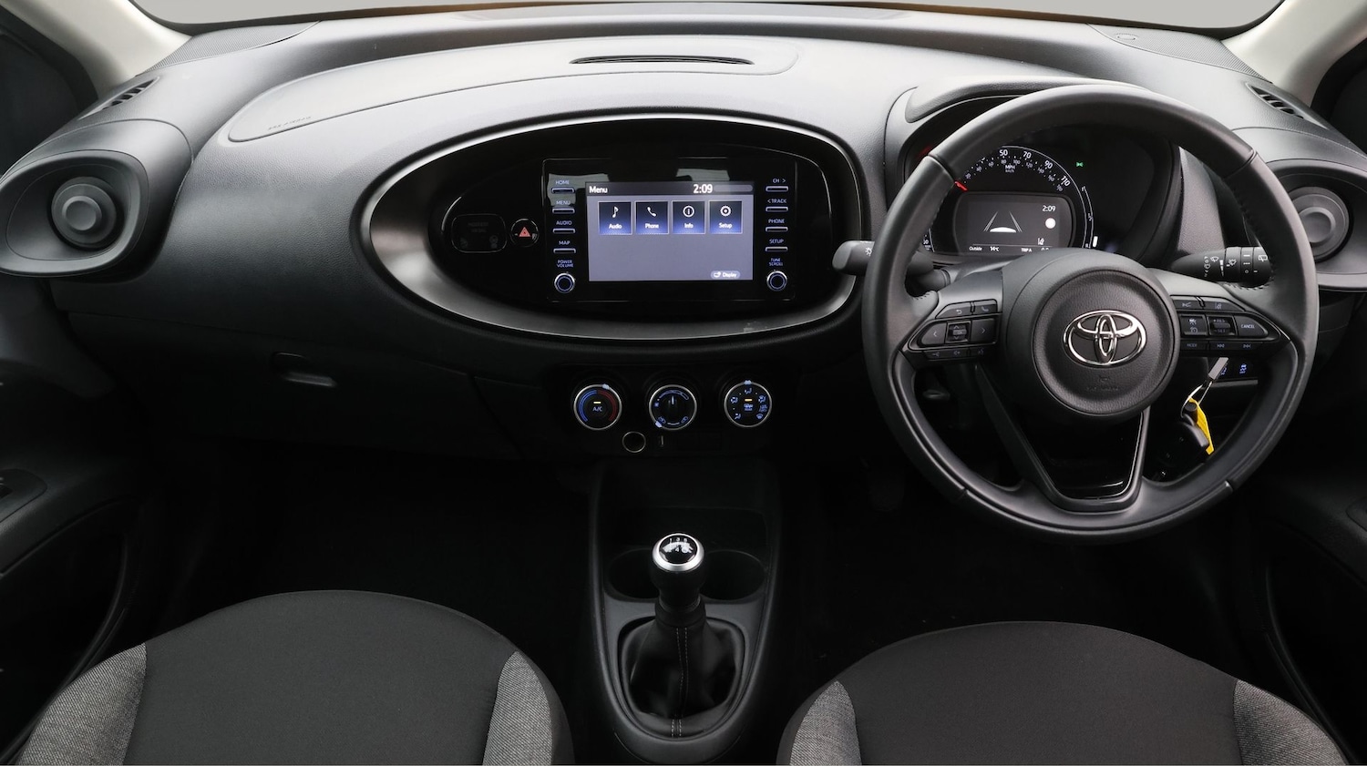 Used Toyota Aygo X 2022 for sale - 77517679: Photo 13