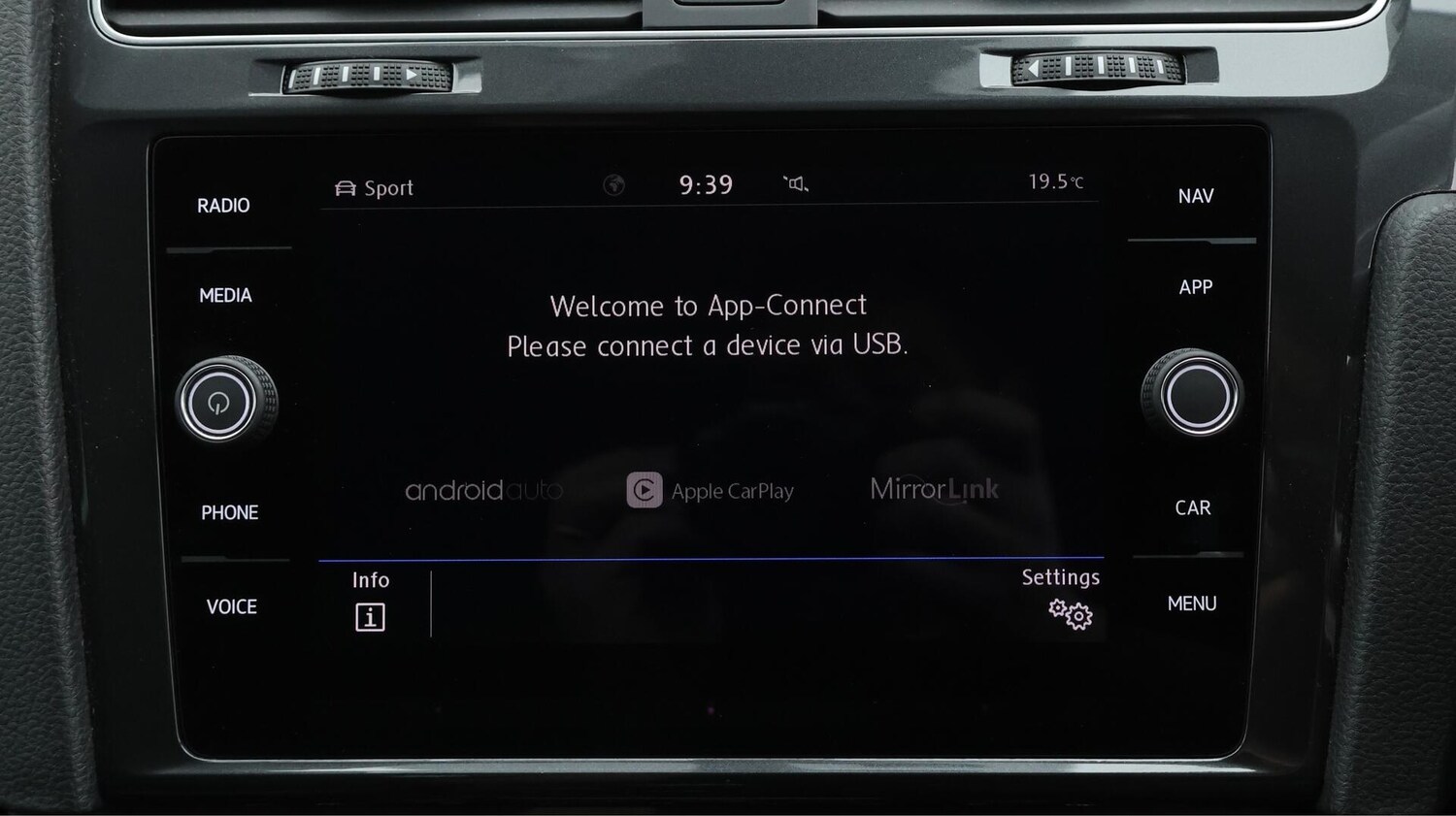 Used Volkswagen Golf 2020 for sale - 76012595: Photo 28
