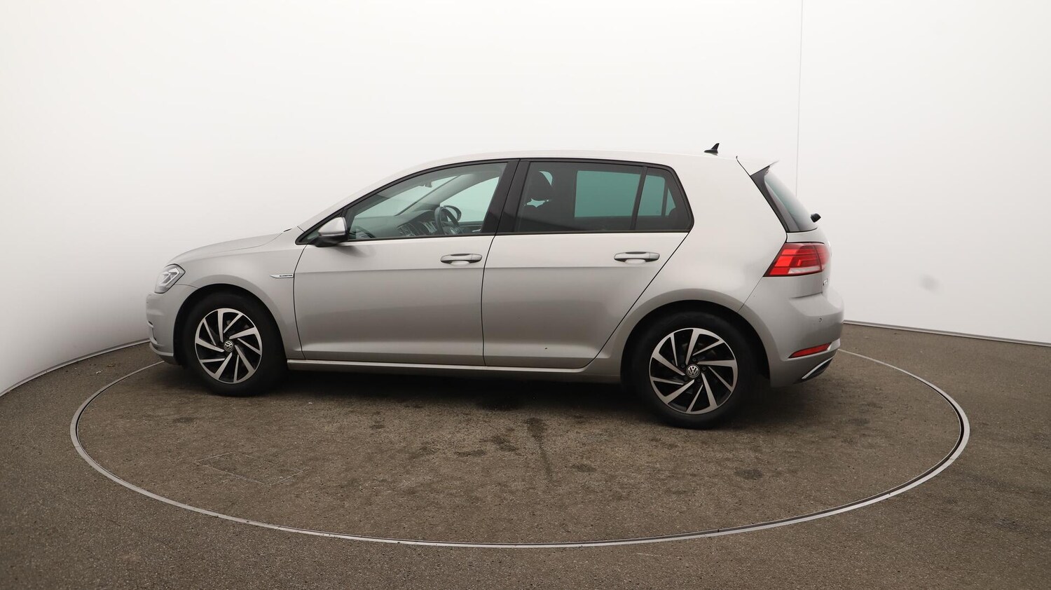 Used Volkswagen Golf 2020 for sale - 76012595: Photo 60