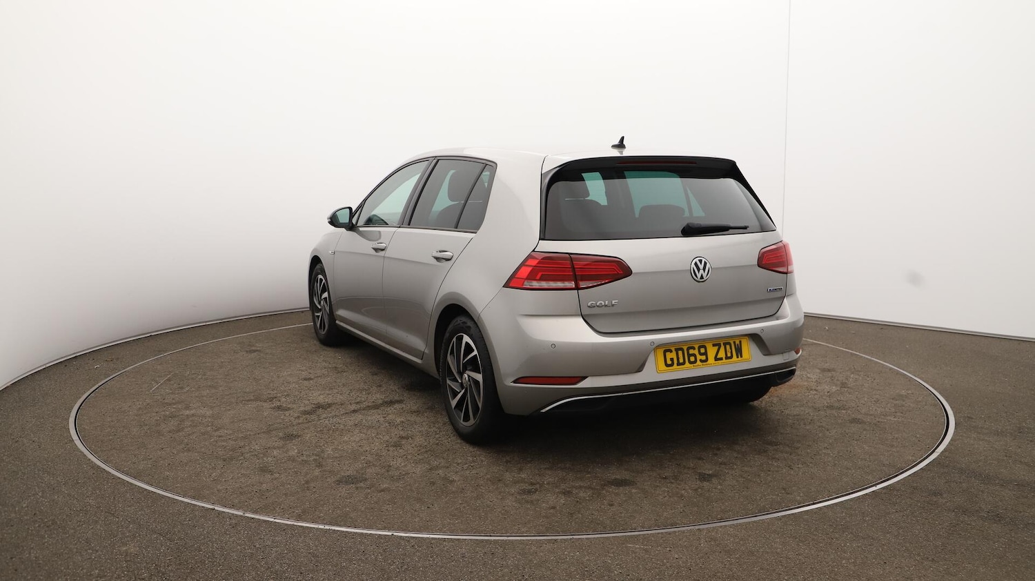 Used Volkswagen Golf 2020 for sale - 76012595: Photo 63