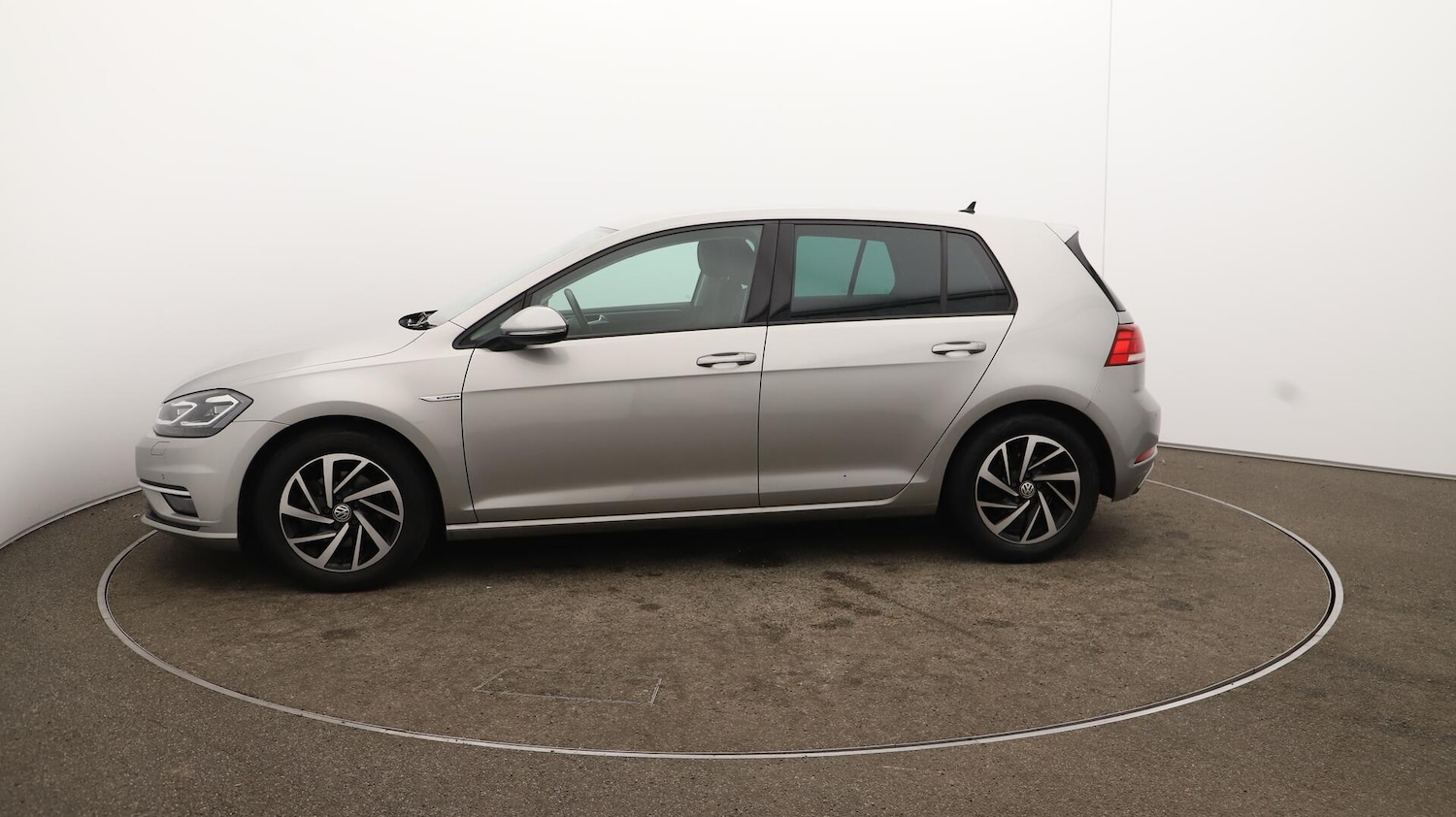 Used Volkswagen Golf 2020 for sale - 76012595: Photo 67