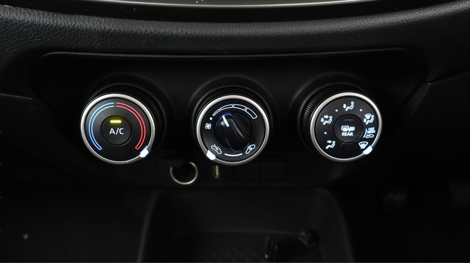 Used Toyota Aygo X 2022 for sale - 77934886: Photo 11