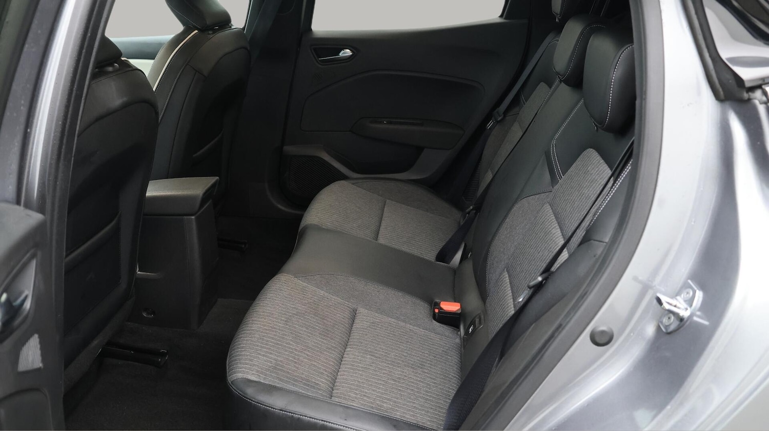 Used Renault Clio 2022 for sale - 76151389: Photo 10