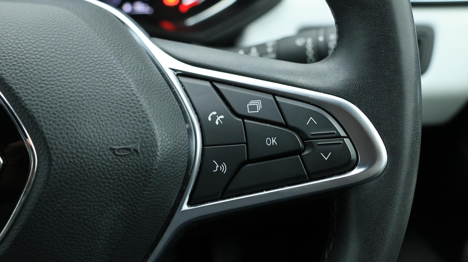 Used Renault Clio 2022 for sale - 76151389: Photo 17