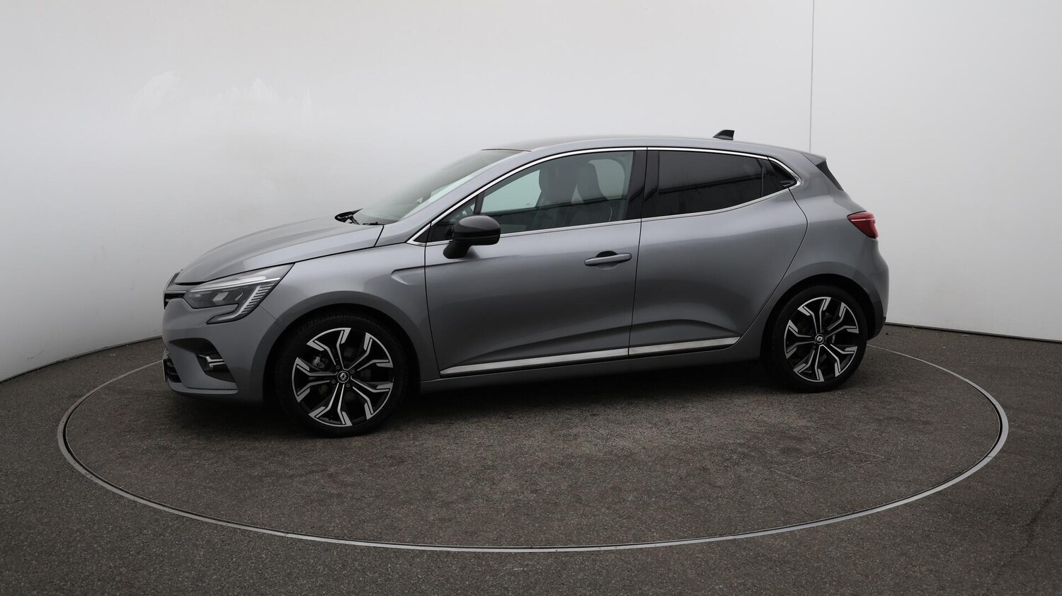 Used Renault Clio 2022 for sale - 76151389: Photo 58