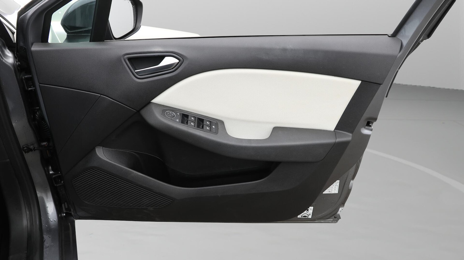 Used Renault Clio 2022 for sale - 76151389: Photo 9