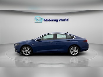 Used Vauxhall Insignia 2019 for sale - 79386475: Photo