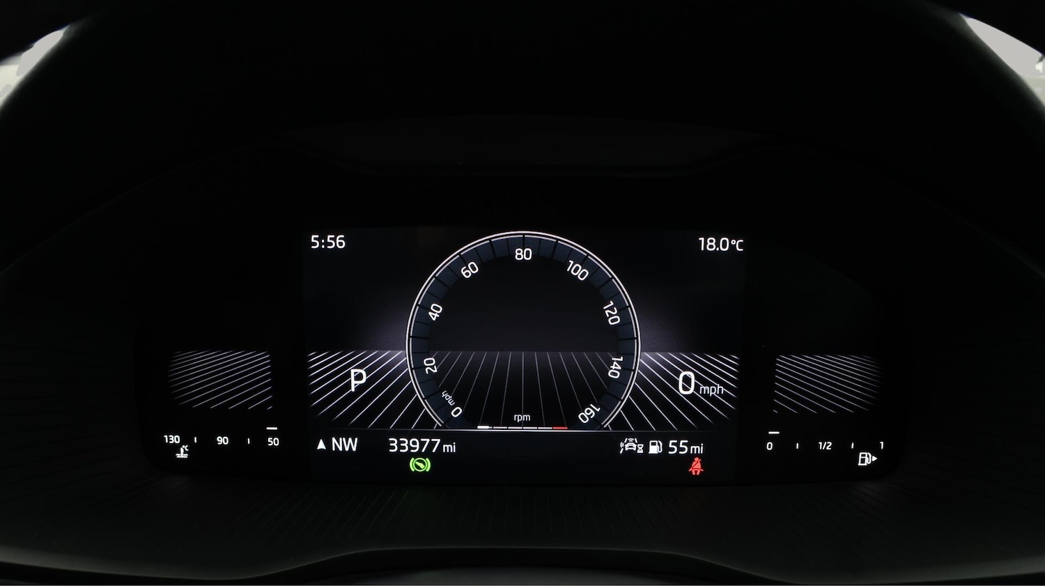 Used Skoda Karoq 2023 for sale - 76472639: Photo 11