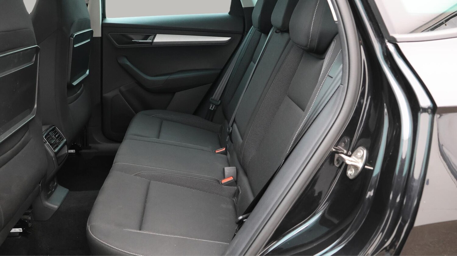 Used Skoda Karoq 2023 for sale - 76472639: Photo 17