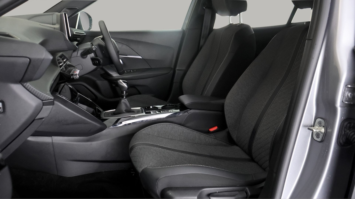 Used Peugeot 2008 2024 for sale - 77745303: Photo 13