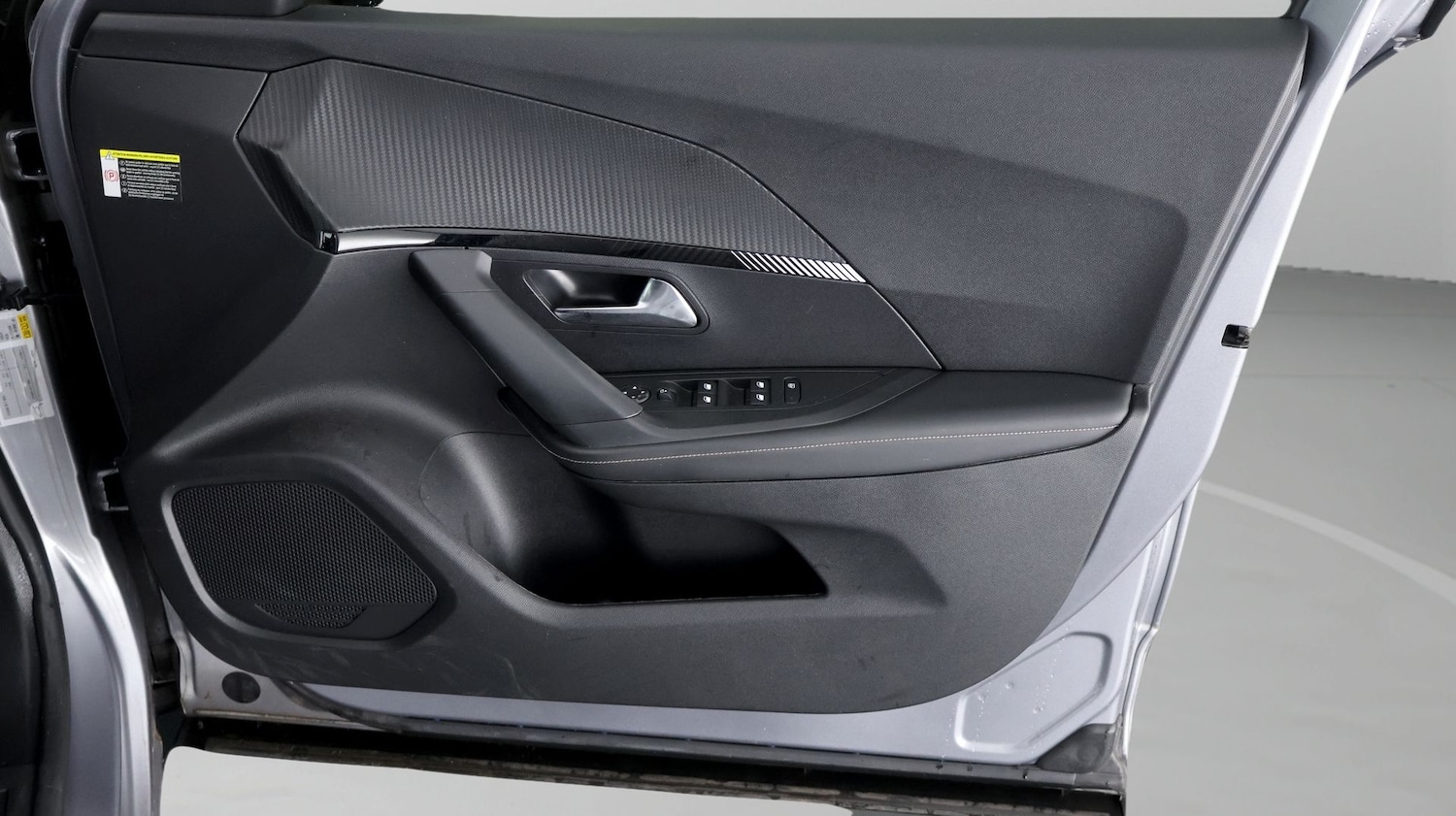 Used Peugeot 2008 2024 for sale - 77745303: Photo 14