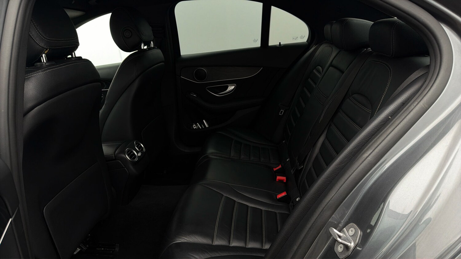 Used Mercedes-Benz C Class 2020 for sale - 78011836: Photo 15