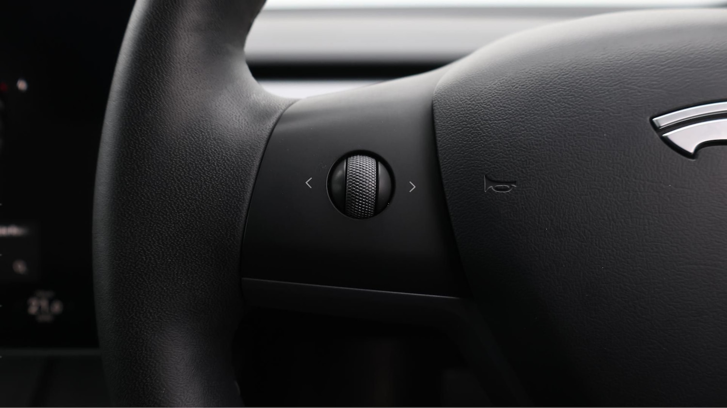 Used Tesla Model 3 2022 for sale - 77556378: Photo 24