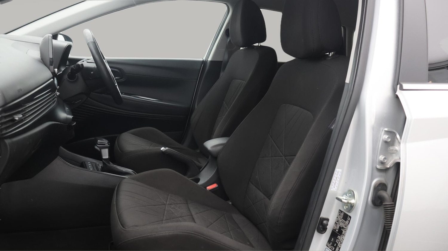 Used Hyundai BAYON 2022 for sale - 76701061: Photo 15