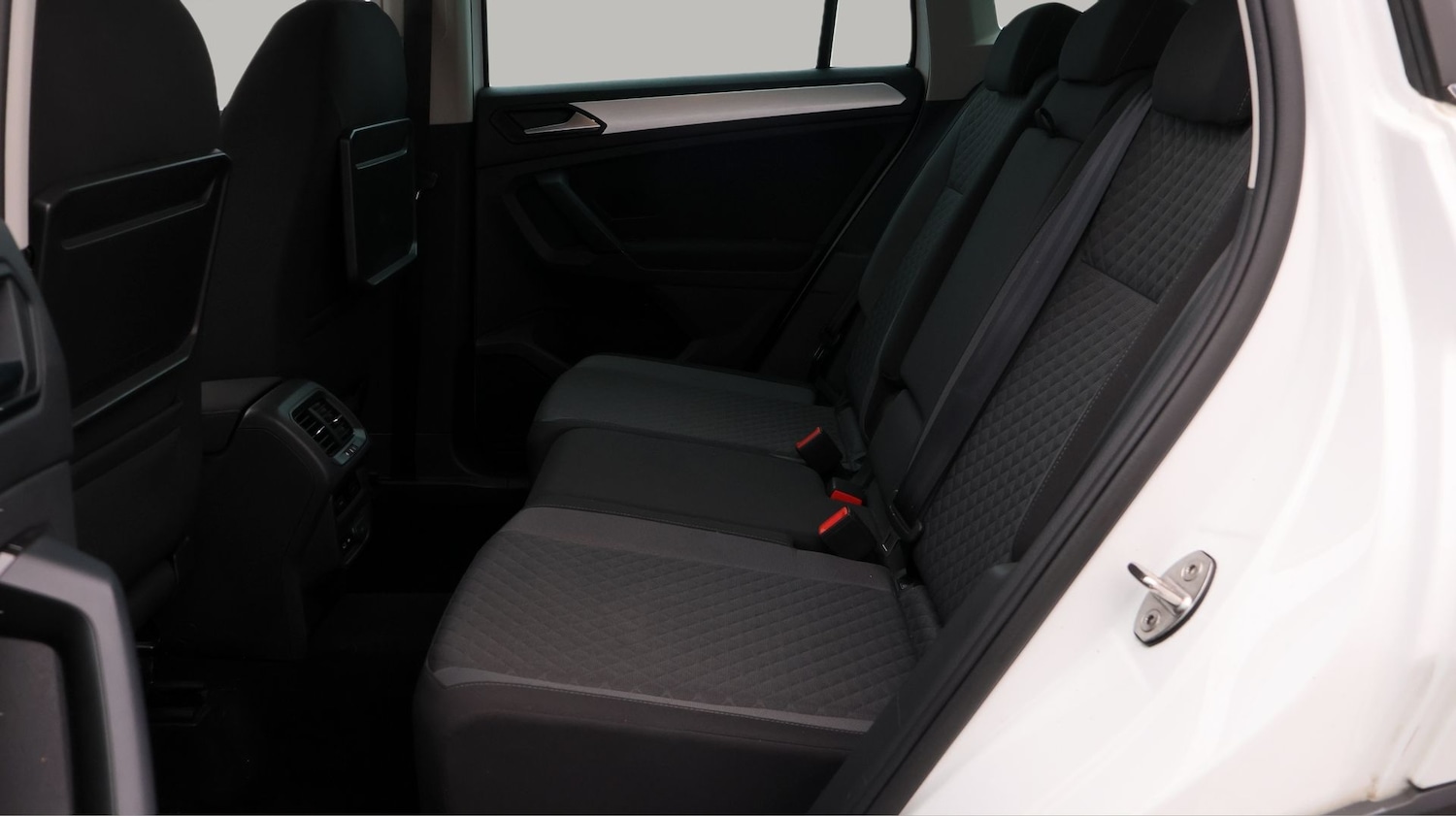 Used Volkswagen Tiguan 2019 for sale - 77610249: Photo 16