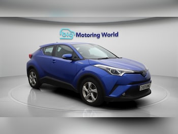 Used Toyota C-HR 2019 for sale - 76158657: Photo 2