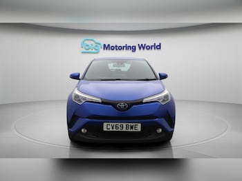 Used Toyota C-HR 2019 for sale - 76158657: Photo 3