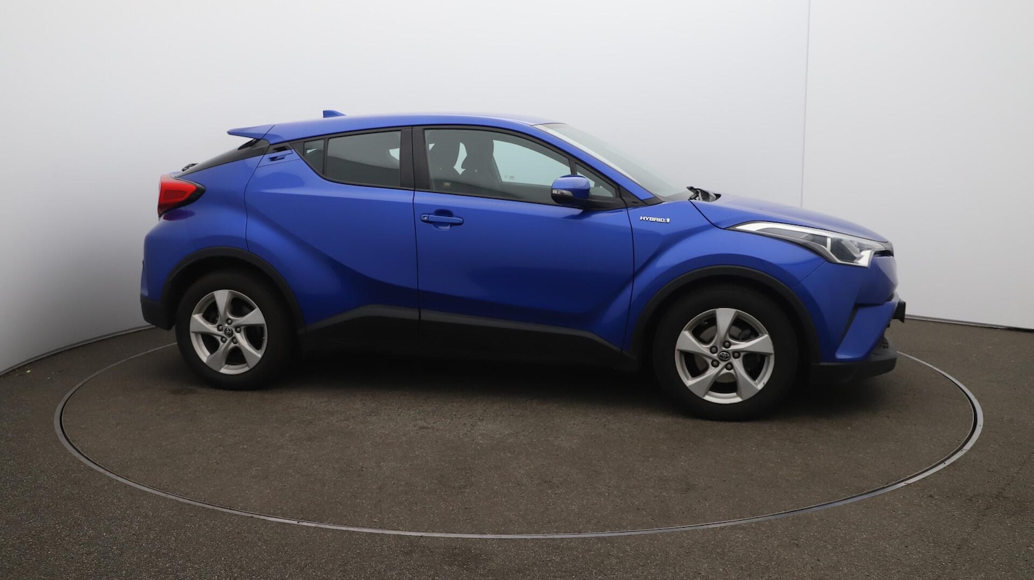 Used Toyota C-HR 2019 for sale - 76158657: Photo 50