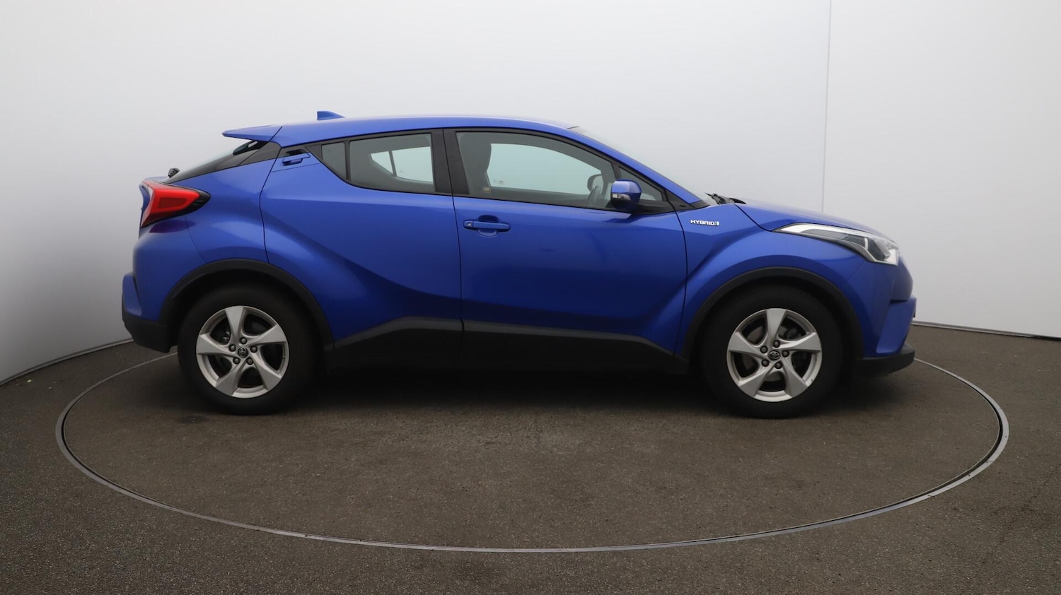 Used Toyota C-HR 2019 for sale - 76158657: Photo 51