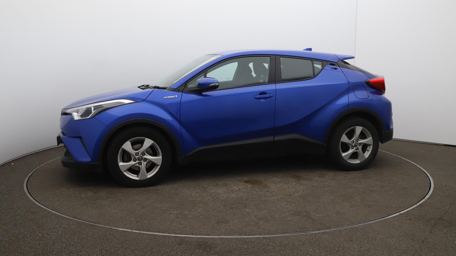 Used Toyota C-HR 2019 for sale - 76158657: Photo 68