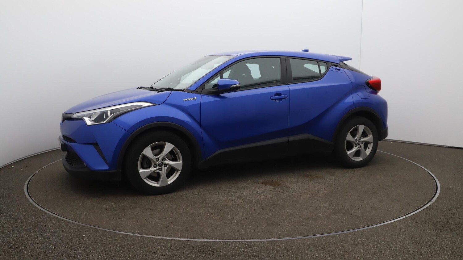 Used Toyota C-HR 2019 for sale - 76158657: Photo 69