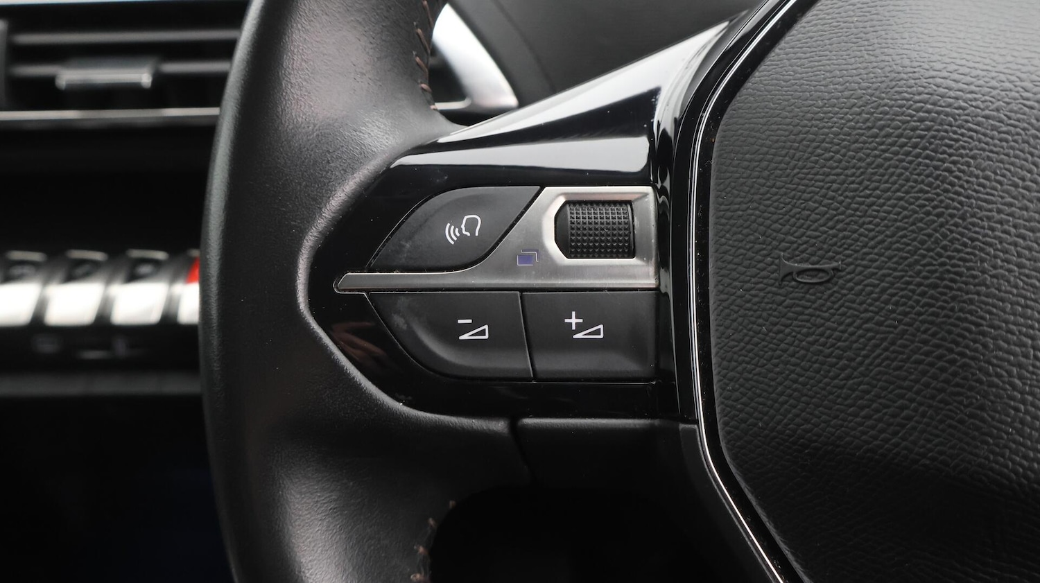 Used Peugeot 3008 2022 for sale - 76701517: Photo 25