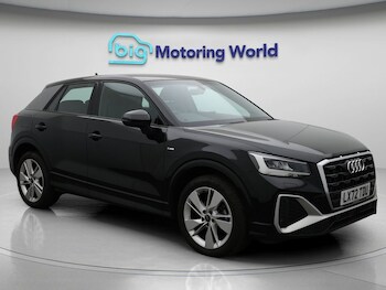 Audi - Q2