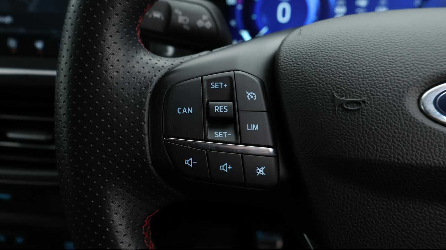 Used Ford Focus 2022 for sale - 76380844: Photo 25