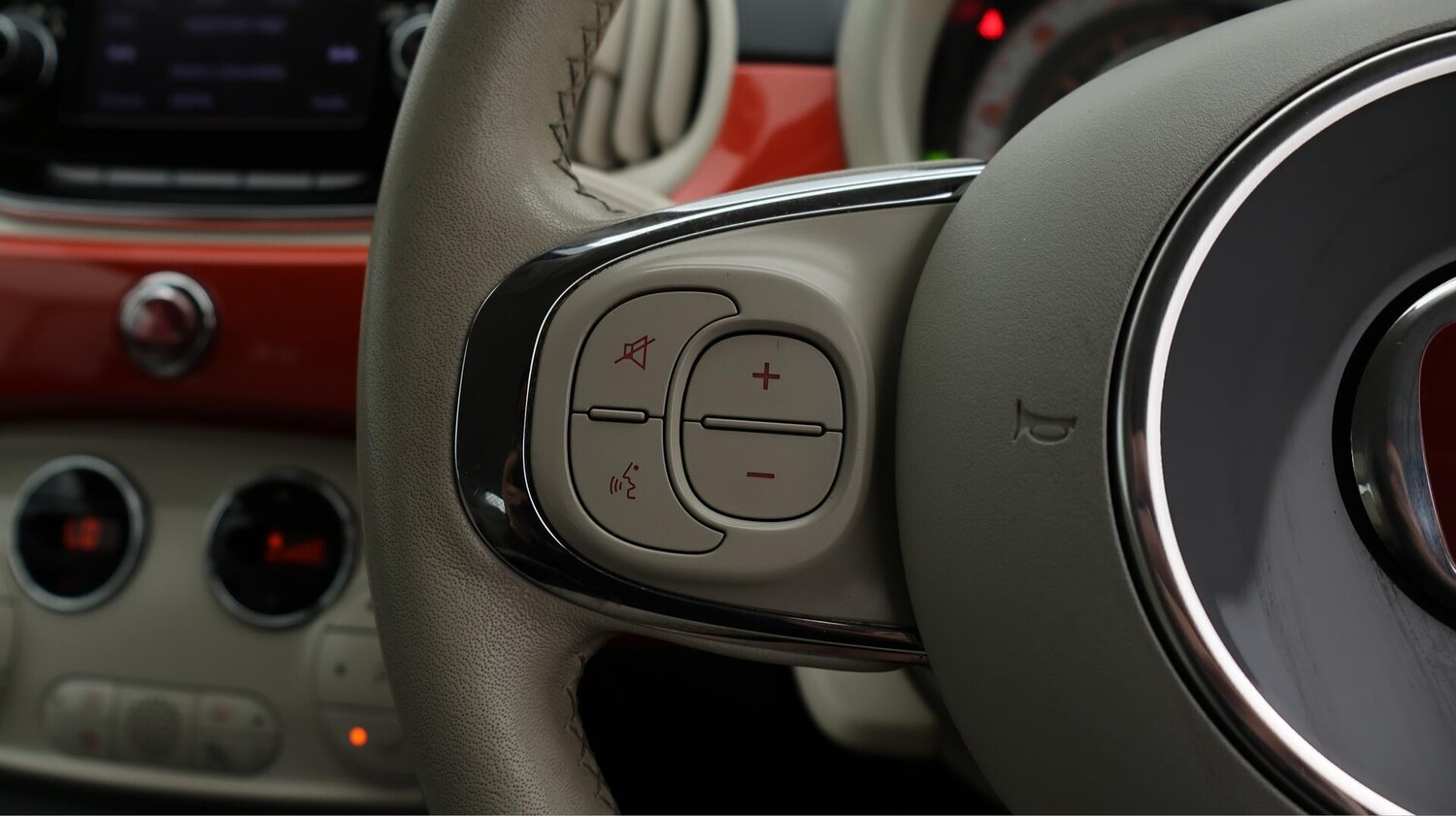 Used Fiat 500C 2017 for sale - 76085164: Photo 24