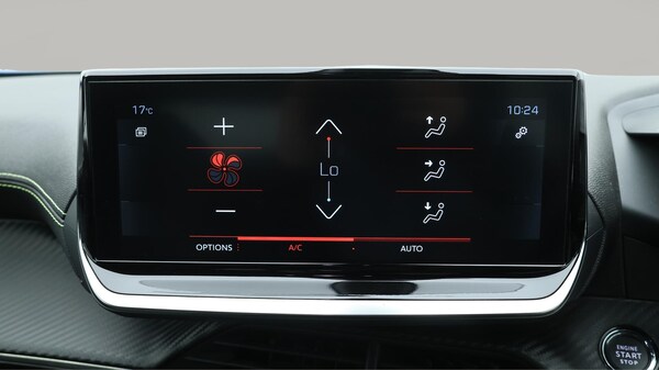 Used Peugeot 2008 2022 for sale - 76151713: Photo 13