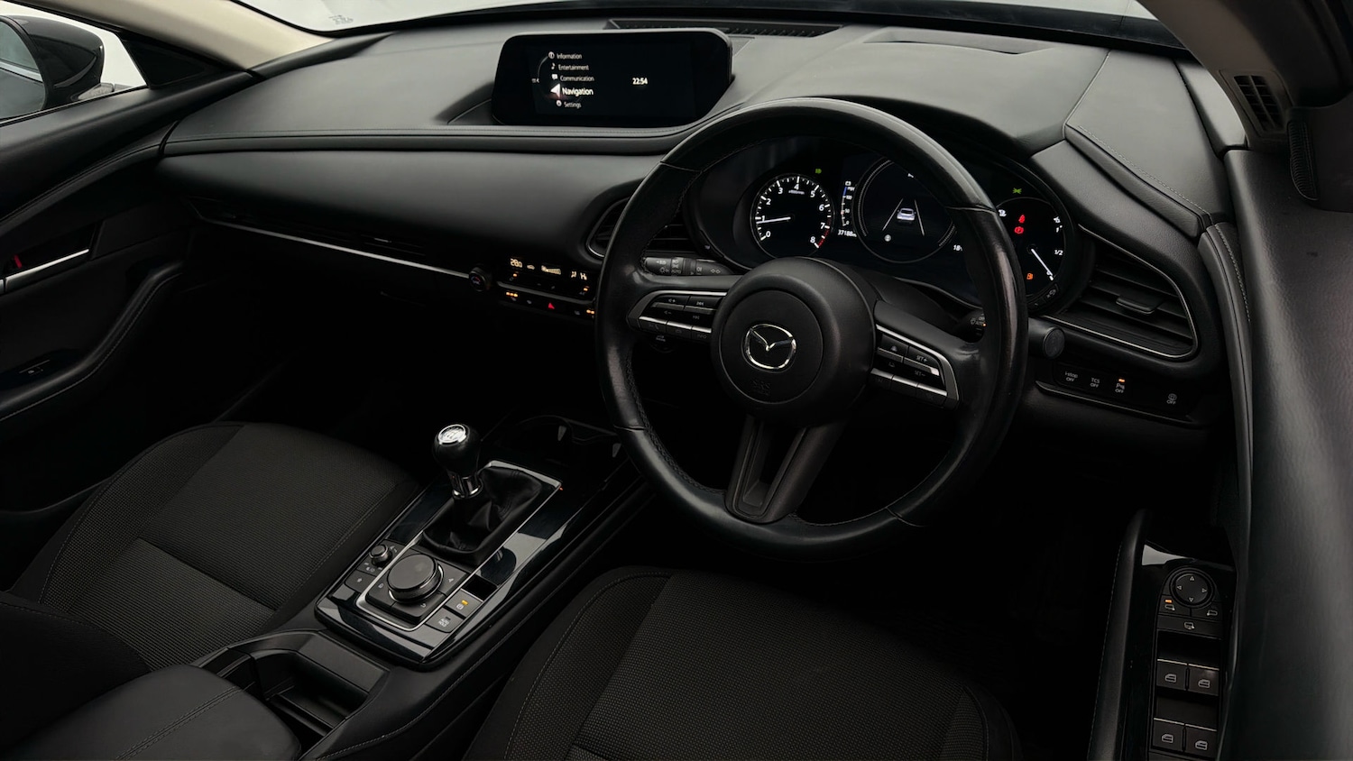 Used Mazda CX-30 2022 for sale - 77974112: Photo 9