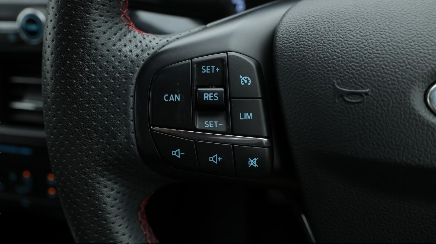 Used Ford Focus for sale - 76440350: Photo 24