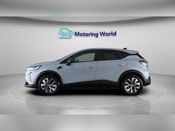 Used Renault Captur 2026 for sale - 79340632: Photo