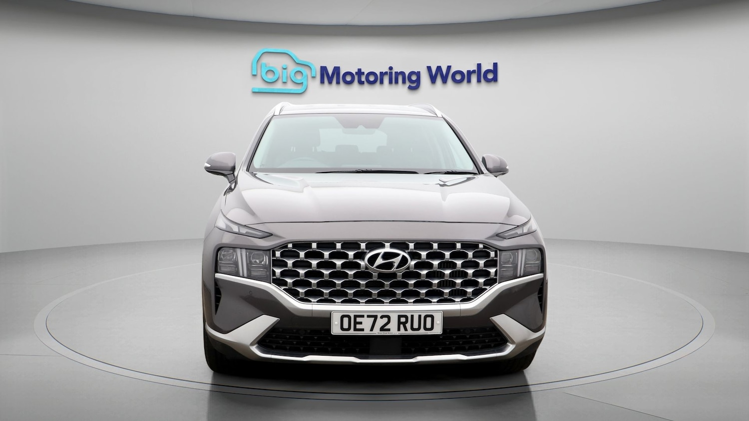 Used Hyundai Santa Fe 2022 for sale - 77261800: Photo 2